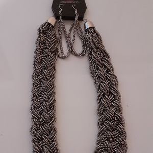 Seedbead necklace